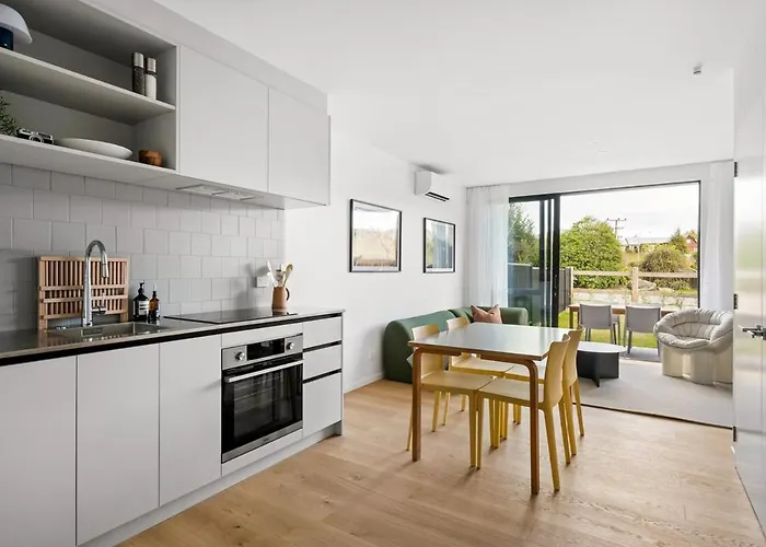Architect's Townhouse In *
